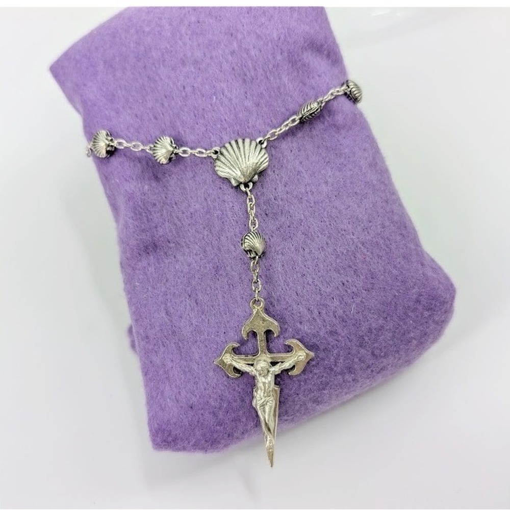 Vintage Shell Rosary‎ Bracelet Silver Tone Scallop Metal Catholic Crucifix